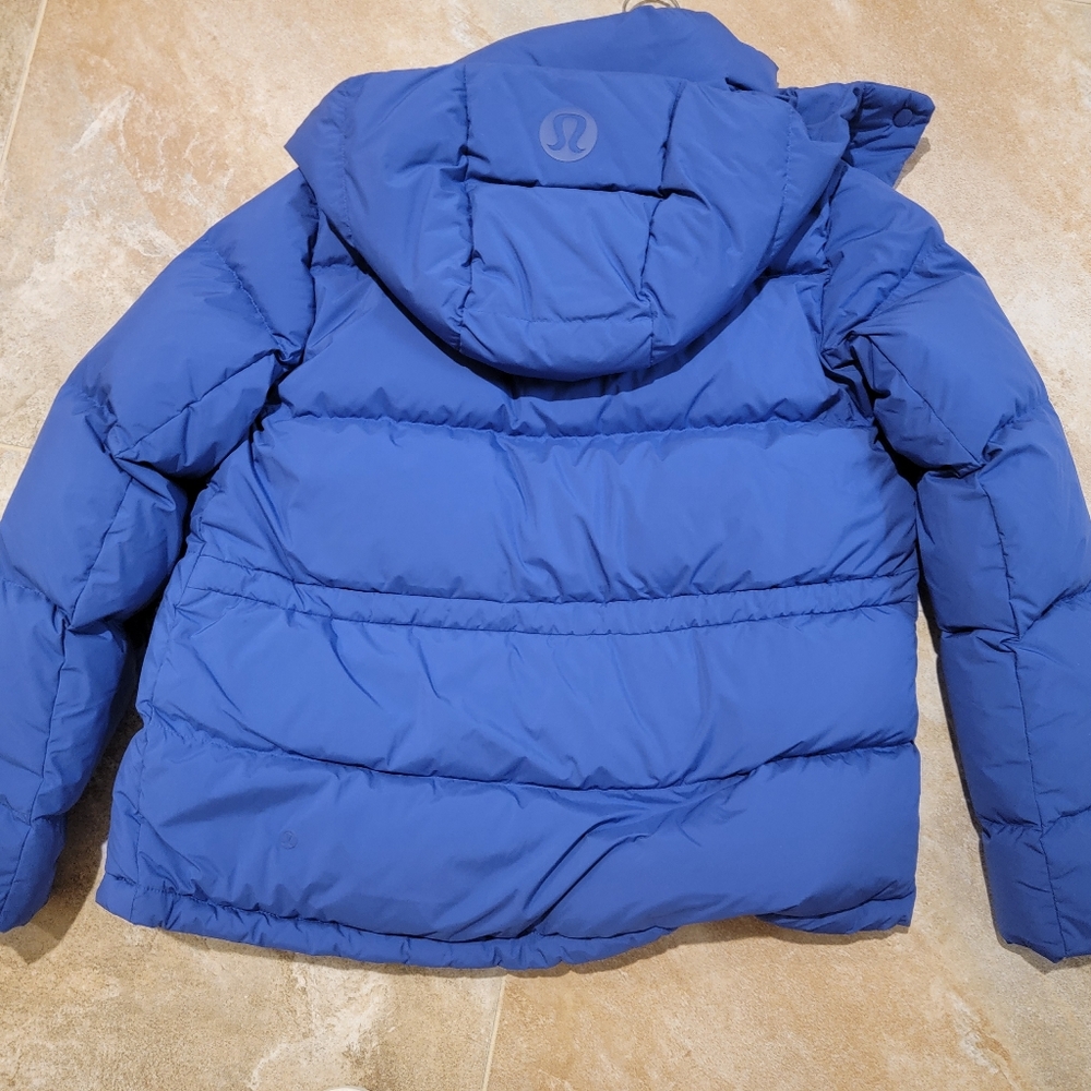 New Lululemon Wunder Puff Blue Jacket - Picture 3 of 3